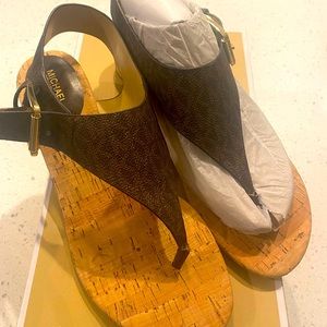 Womens size 8 Michael Kors sandals